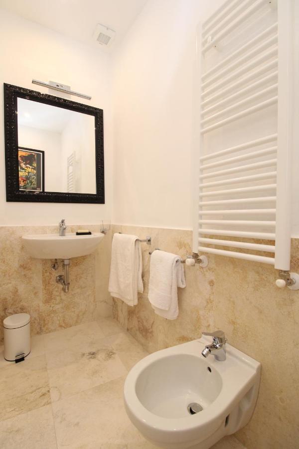 The House Of The Film Apartamento Siena Exterior foto